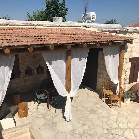 別荘 Spiti Calliope カースィカス