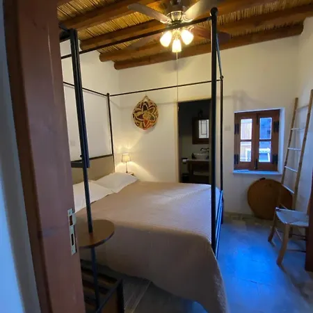 別荘 Spiti Calliope カースィカス