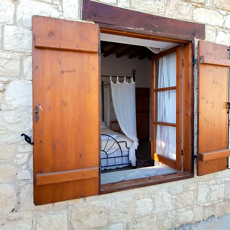 Case de vacanță Spiti Calliope