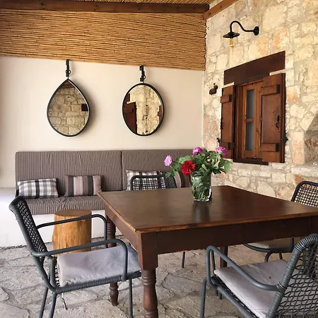 Case de vacanță Spiti Calliope